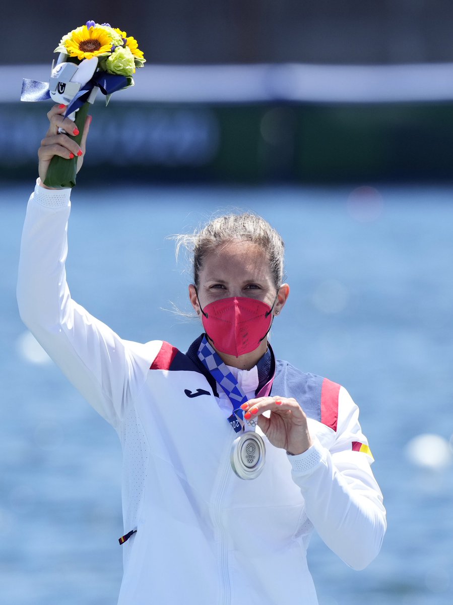 SIIIIIIII!!!!! Lo he conseguido!! Medalla de PLATA que sabe a oro🥈🙏♥️

Qué afortunada me siento!! De poder disfrutar de mi deporte tantos años, sentía que estaba viviendo un sueño en participar en los Sextos Juegos Olímpicos y ya…haber subido al podium!! todavía en una nube🥰