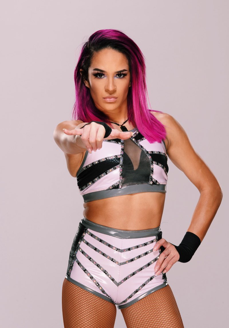 thepeachy16's tweet photo. Soon To be NXT Women's Champion @DakotaKai_WWE #TotalBadassTuesday https://t.co/iv6DEJJAjj