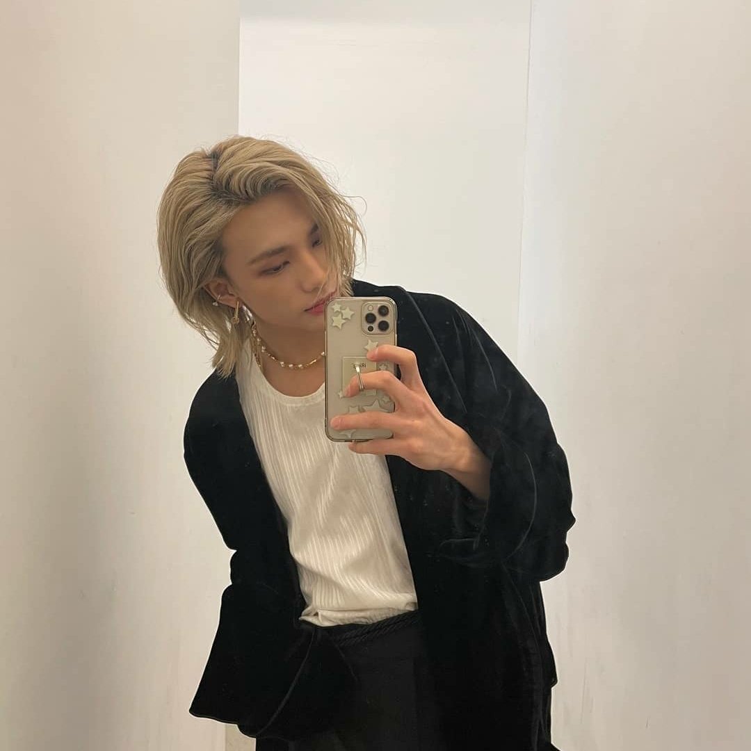 MATHLOVESKZ's tweet photo. ayudenme a conseguir mutuals q sean only stay y q interactúen, porfa:(

den fav y rt para q llegue a más gente 🍀 https://t.co/EEVx9ktcnk