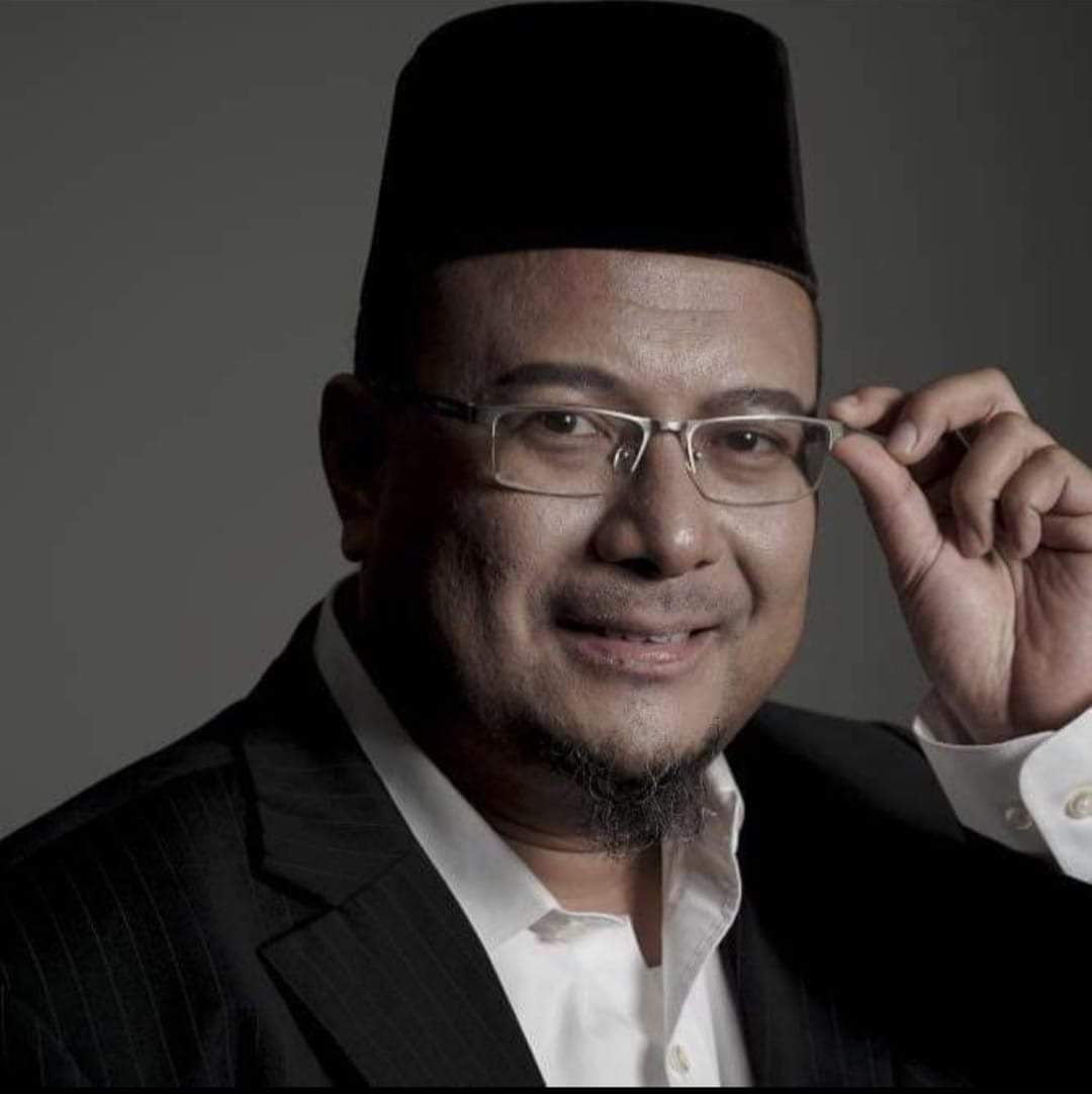 Innalillah.Duka citanya dimaklumkan bahwa sahabat kita Amir Bahari Sheikhcool Wassiyyah  telah meninggal dunia sebentar tadi di hospital. ( Covid) 

Pohon sedekahkan Al Fatihah kpd arwah. 😔😔😔