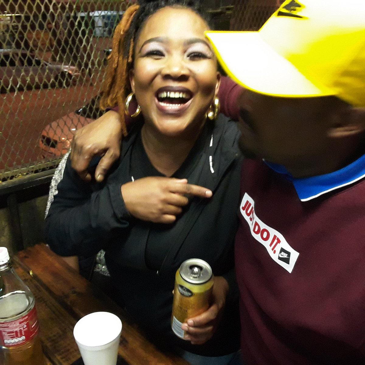 LuthandoThema's tweet photo. @AdvoBarryRoux https://t.co/qfINneiUmC