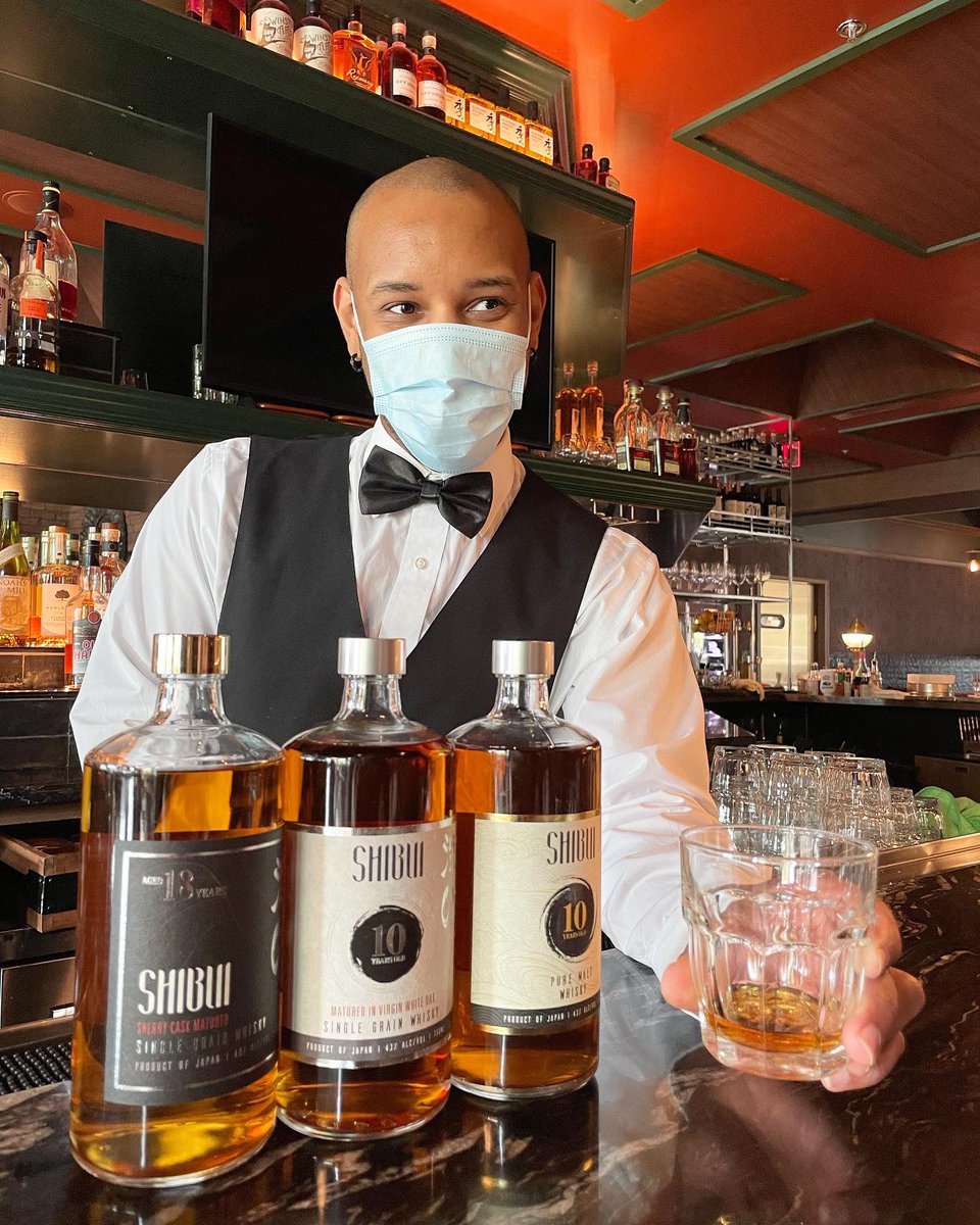 Eric behind the bar serving up the SHIBUI Olympic (🥇🥇) Flight. We’re featuring three SHIBUI products, try them individually or as an Olympic Flight!