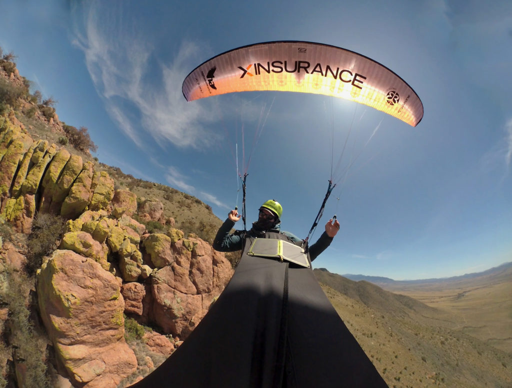 AdventureProMag's tweet image. Inspired by the migration path of the #monarchbutterfly, paraglider and filmmaker Benjamin Jordan sets out from Mexico to Canada to bring awareness to this endangered species. 

#Paragliding to Save the Monarch Butterfly: bit.ly/3lrdJBf