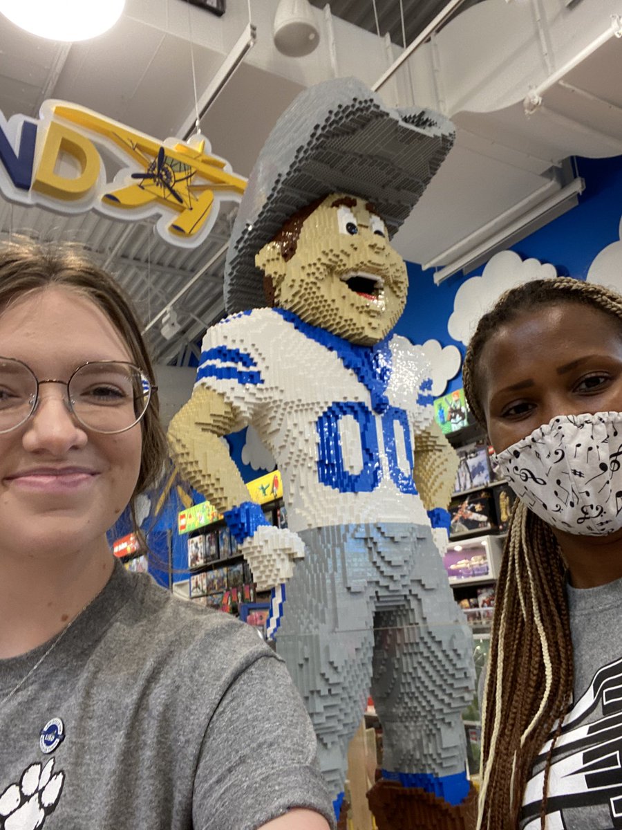 Amanda Lockhart tweet media