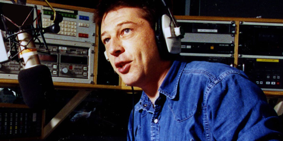 The latest edition of the Andy Kershaw Plays Some Bloody Great Records podcast is now available. Tune in for a live session from Half Man Half Biscuit and a mix of the DJ's favourite sounds 🎙️ andykershaw.co.uk/podcast-5-3rd-…