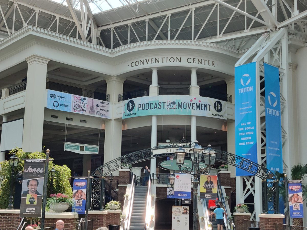 Let the show begin.
#PM21 <a href="/audioburst/">Audioburst</a> <a href="/PodcastMovement/">Podcast Movement</a>