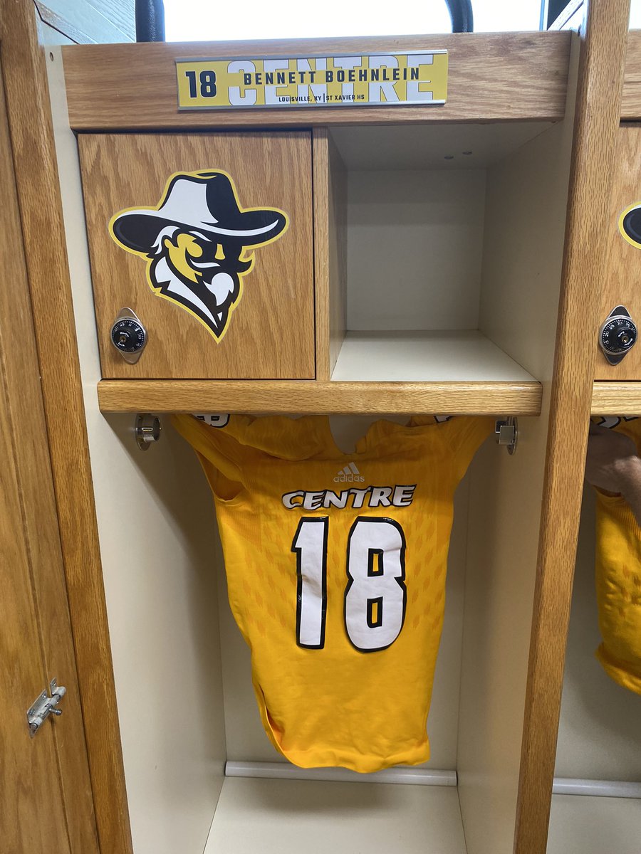 bennettb04's tweet photo. Grateful to receive an offer from Centre! @CentreFootball @CoachAndyFrye https://t.co/z9LWydbq4T