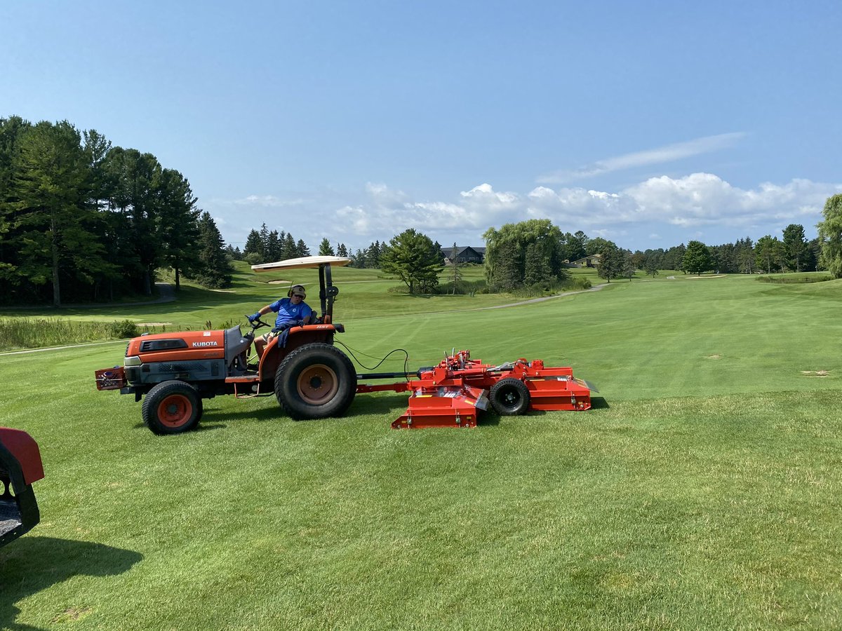 Thank you to the Grand Traverse Resort and Paul Galligan, Director of golf and grounds.  We welcome you to the Trimax Family. Forming valuable enduring partnerships!#grandtraverseresort @TrimaxMowers @timberwolfturf