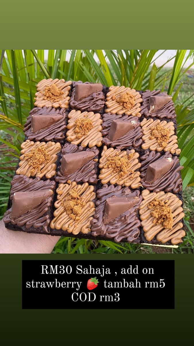 parcelsalem's tweet image. Assalamualaikum , saya Ada Jual brownies , kalau Ada kawan2 Dari Langkawi meh la Cuba , kalau korang nk Oder untu suprise Pon boleh , cuma Oder awal dua Hari Sahaja , details Oder Ada Di gambar kat Komen . boleh terus ws saya ya , ni link wa.link/w28ykc