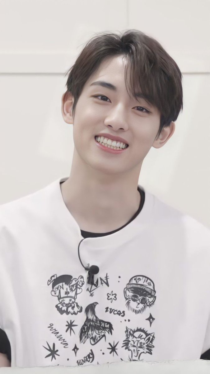 stoictia's tweet image. ️️

─ 𝙗𝙤𝙮𝙛𝙧𝙞𝙚𝙣𝙙 𝙧𝙚𝙫𝙚𝙖𝙡:
For being one who supports me a lot, even I know you ain’t my real one, but gotta thank you for being my dream boyfriend for a long time. If I found the real one, utterly sorry for making you alone. But for now,

Love you, DSC. 💗

️️