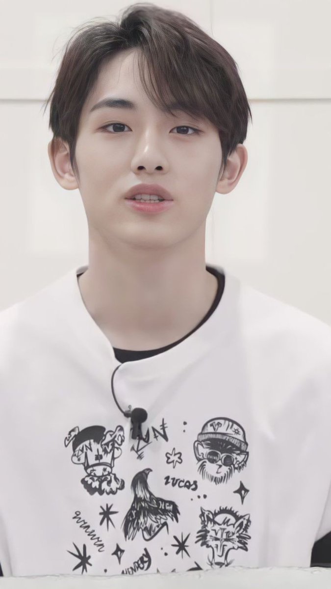 stoictia's tweet image. ️️

─ 𝙗𝙤𝙮𝙛𝙧𝙞𝙚𝙣𝙙 𝙧𝙚𝙫𝙚𝙖𝙡:
For being one who supports me a lot, even I know you ain’t my real one, but gotta thank you for being my dream boyfriend for a long time. If I found the real one, utterly sorry for making you alone. But for now,

Love you, DSC. 💗

️️