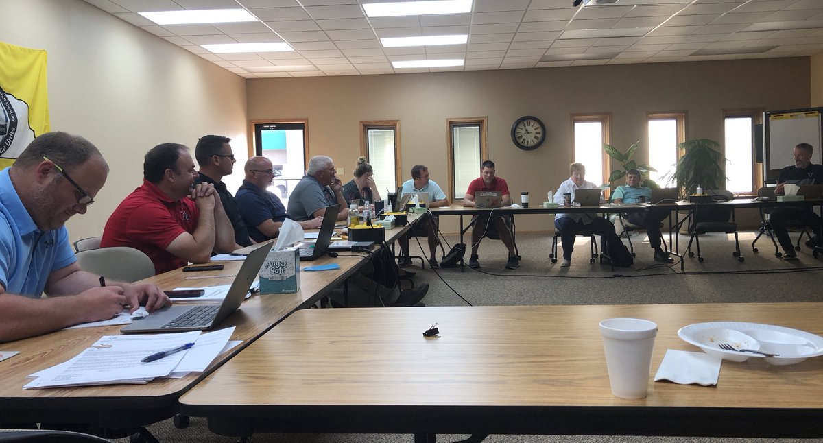 NCSACinde's tweet photo. @ESU17 in Ainsworth for Superintendent &amp; Principal Kickoff.   Beautiful drive here, excellent meeting and delicious cinnamon rolls @GeraldineEric17.

“If there is anything we at ESU 17 can do to support you, let us know!”@jmcquistan 
@NCSAmike @NElovesPS @NCSAToday @ESUCC https://t.co/wsizQtZDEi
