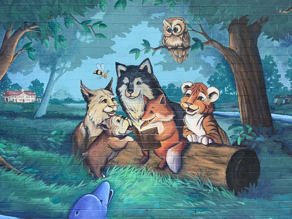 Katie Pluntke (@katiepluntke) on Twitter photo New year, new mural! Including all our neighboring mascots! <a href="/FortHuntPTA/">Fort Hunt ES PTA</a> <a href="/FCPSR3/">FCPS Region 3</a> <a href="/Principal_TimS/">Tim Slayter</a> New year, new mural! Including all our neighboring mascots! <a href="/FortHuntPTA/">Fort Hunt ES PTA</a> <a href="/FCPSR3/">FCPS Region 3</a> <a href="/Principal_TimS/">Tim Slayter</a>
