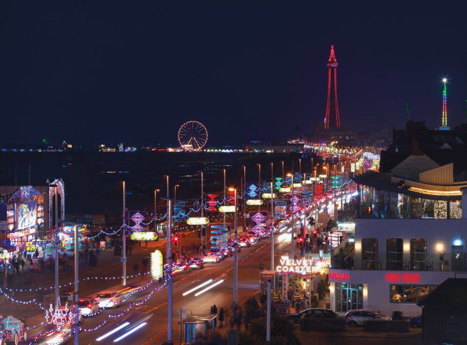 visitBlackpool's tweet image. This time next month, Blackpool Illuminations will be switched ON! 💡

The free light show will also be extended by two months for only the second time in their history, shining from 3 September until 3 January 2022! 📅

Find out more &amp;gt; bit.ly/bplilluminatio…