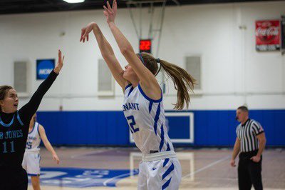 CovenantWBB's tweet photo. 4οΈβ£ days until elite camp!!
Canβt wait to get some of our #CCWBFAMILY together, COMPETE & hang w/ future BIG DAWGS. Gonna be great dayβΌοΈπ
A few spots left π sign ups close in 2 days.
β‘οΈSign up here: https://t.co/V7bRqz3r9N https://t.co/j4oT1qqfIP
