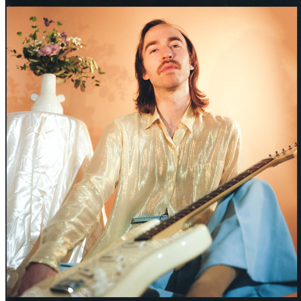 🦋𝓆𝓊𝑒𝓁𝓁 𝓉𝒽𝑒 𝓈𝓊𝓂𝓂𝑒𝓇 𝒻𝓇𝑒𝓃𝓏𝓎🦋

Unwind with Americana, psych-folk group, Charlie Reed!! On Thurs 8/26, they’ll be joined by Living Thing and <a href="/FastPreacher/">Dan Hanson</a>. 

TIX ON SALE NOW ➫➫ bit.ly/charliereed-sv

#Chicago #livemusic #Americana #folkmusic