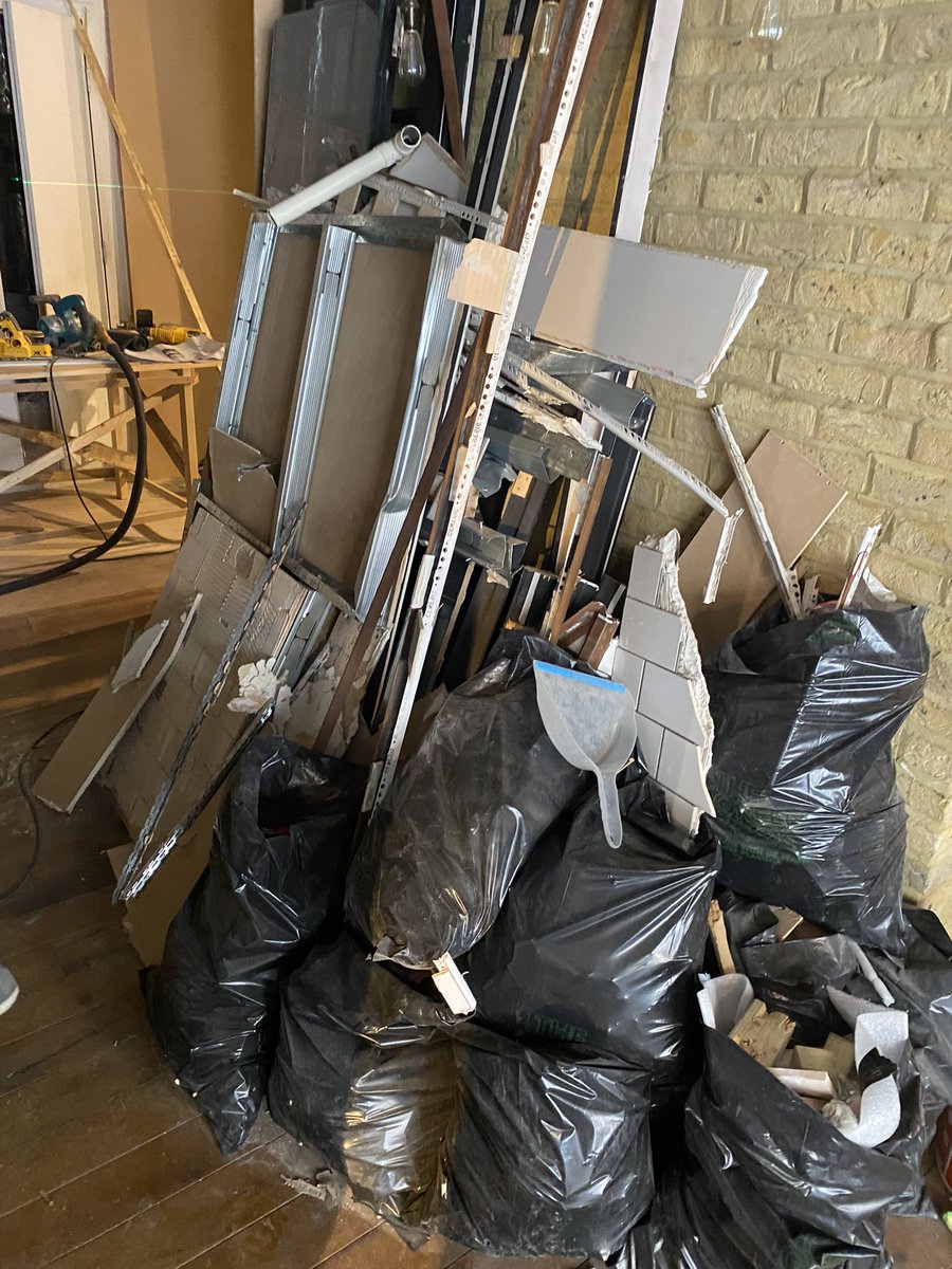 clearwaste's tweet photo. #WasteRemoval #London #W1 #London https://t.co/mB9ldSegUs