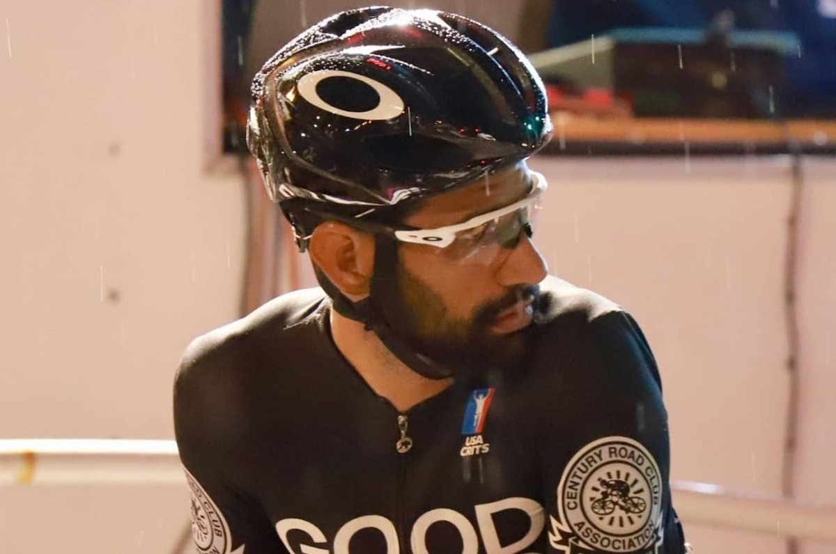 Denver-Colorado bajo la lluvia 💦 en la #5 de usacrits 🇺🇲 #goodguys <a href="/oakley/">Oakley</a>