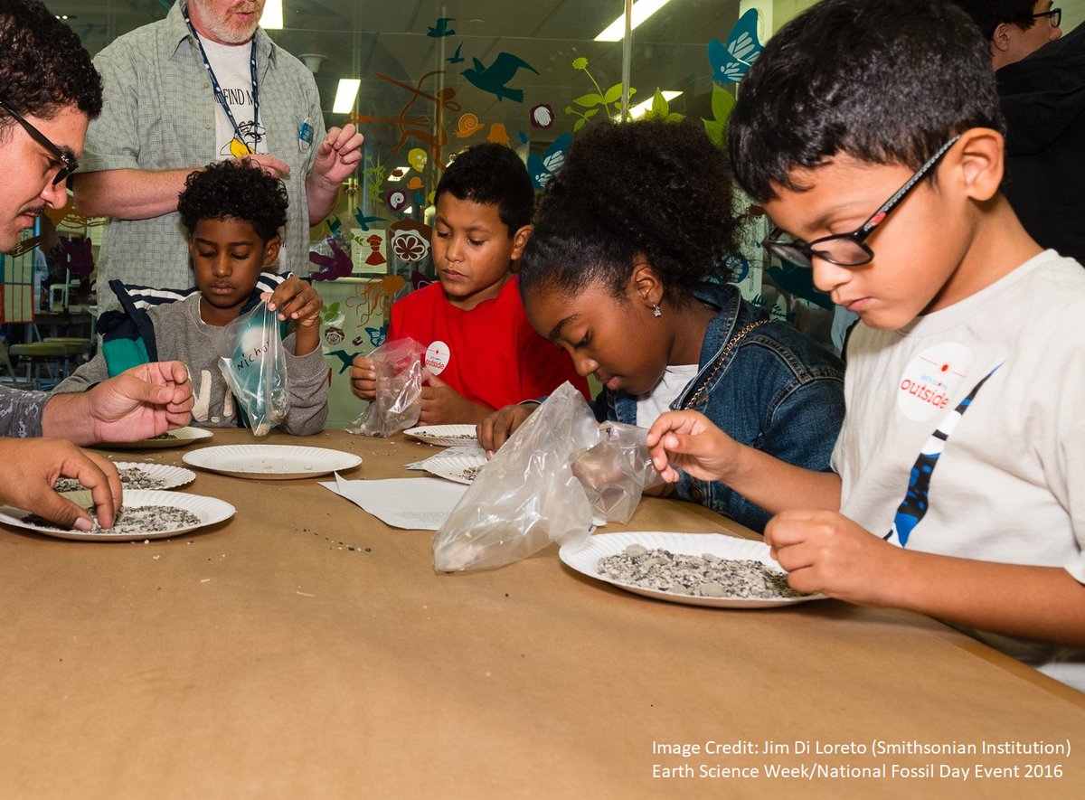 Are you an #EarthScientist who wants to help educate &amp; inspire young people, but you're just not sure how to start?

Check out "Be a Visiting Geoscientist," a guide to help geoscience professionals engage with the public, especially in schools: americangeosciences.org/education/visi…