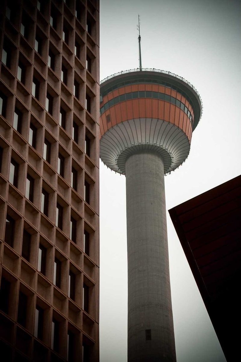 TheCalgaryTower tweet picture