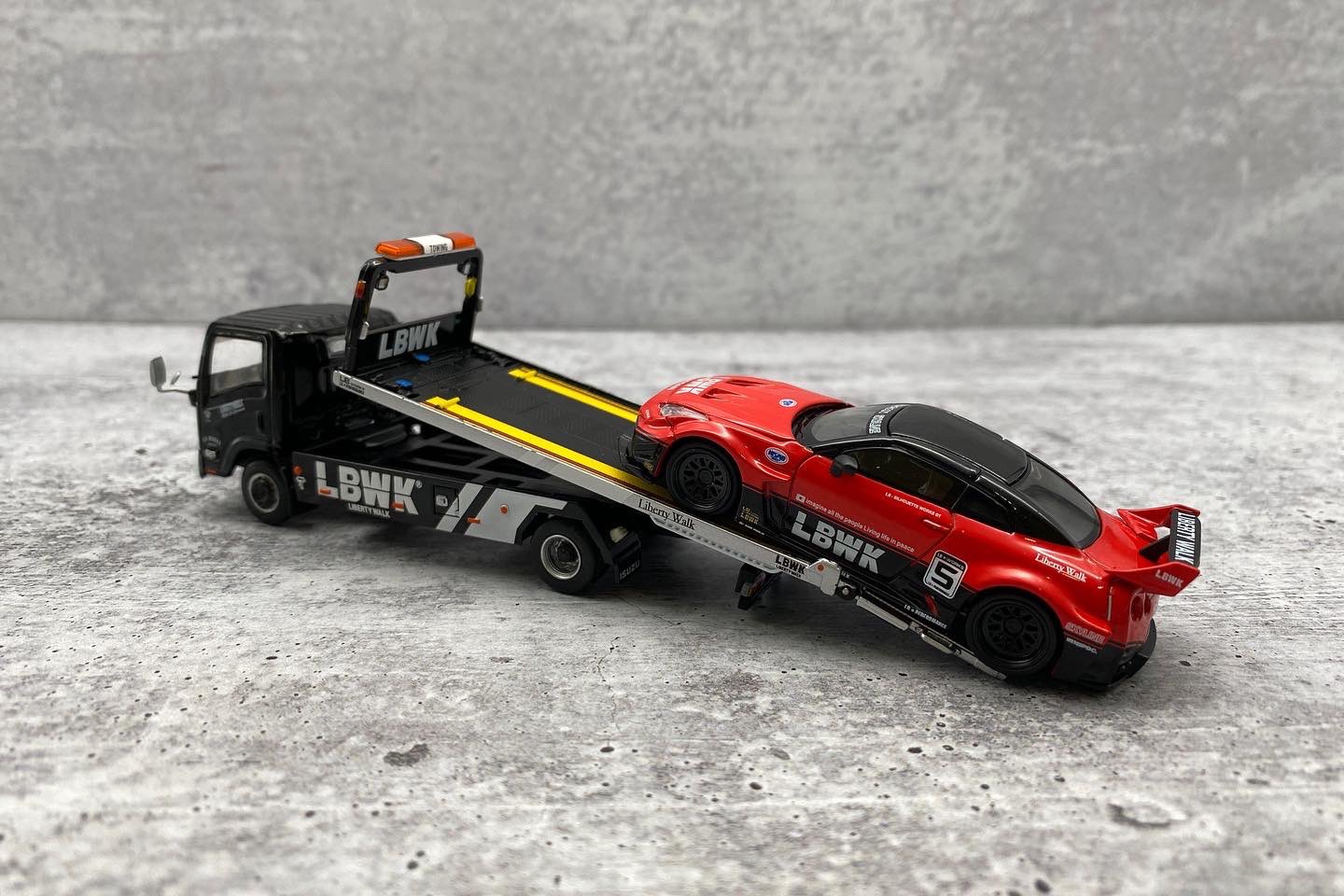 MINI GT - 1:64 collectible on X: MINI GT - 1:64 collectible on X: