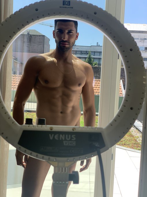 Dancing like this with this view 😜  If you wanna see the video of it subscribe to our Only Fans page: https://t<a href="/tag/love"class="tags"><span>#love</span></a><a href="/tag/muscles"class="tags"><span>#muscles</span></a><a href="/tag/fun"class="tags"><span>#fun</span></a><a href="/tag/feet"class="tags"><span>#feet</span></a><a href="/tag/twins"class="tags"><span>#twins</span></a><a href="/tag/pics"class="tags"><span>#pics</span></a><a href="/tag/videos"class="tags"><span>#videos</span></a>