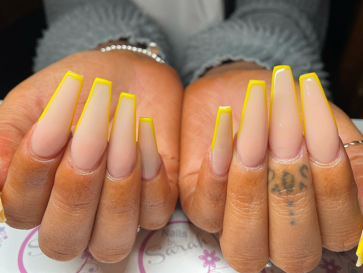 nailsbysarahmc's tweet photo. Nails nails nails - keeping me busy 💅🏼💞
#bamberbridge
#waltonledale
#lostockhall
#penwortham
#acrylicnails
#summernails
#sculptedacrylics
#acrygel
#glossify
#biab
#nailsalon
#prestonnails
#smallbusinessowner
#manicure
#naturabuild
#gelnails
#nailart
#rosequartznails
#frenchnails https://t.co/hbRNC16vLr