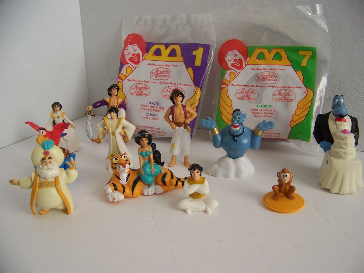 FreePilePicker's tweet image. Aladdin and all his friends