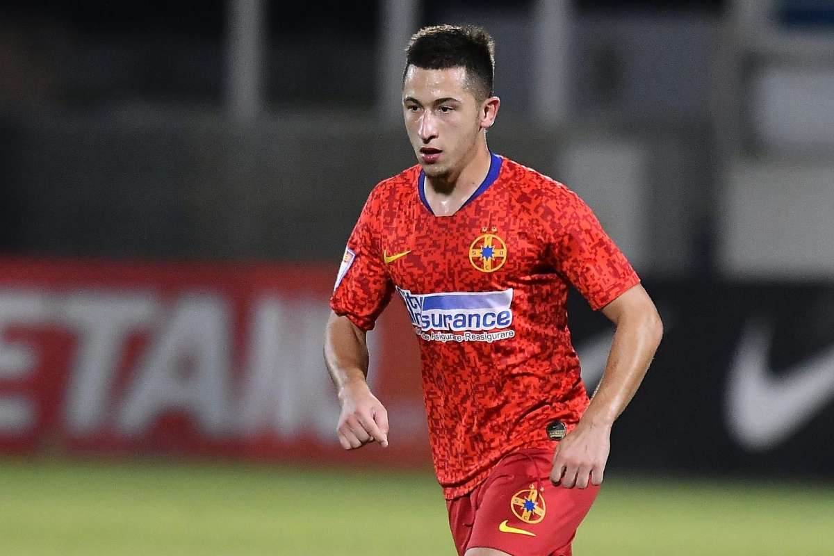 Web1905's tweet photo. Galatasaray'da Morutan transferi iptal oldu...👀 Başkan Yaptığı açıklamalarda;
🗣"Morutan'a resmi bir teklifimiz olmadı olmayacakta!." dedi. Sebebi ise fiyatta sürekli değişime giden bir ekiple görüşüyor olmamız...♦️ https://t.co/s1UZvgb4eU