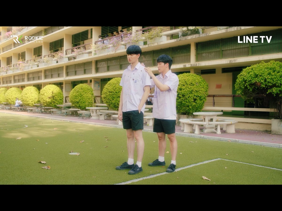 skynin_'s tweet photo. พึ่งได้มาดูเรื่อง #ครั้งหนึ่งที่รัก รู้สึกชอบฉากนี้เพราะว่าเบสได้ทำในสิ่งที่ควรทำแล้ว แต่พอดูฉากนี้ก็รู้สึกเสียดายที่วันนั้นเราไม่ได้ทำแบบที่เบสทำบ้างทั้งๆที่มันเป็นโอกาสสุดท้ายของเรา แต่ใดๆก็คือขอภาค2 ด้วยค่าาาาาาา https://t.co/RiYkkV5u1p