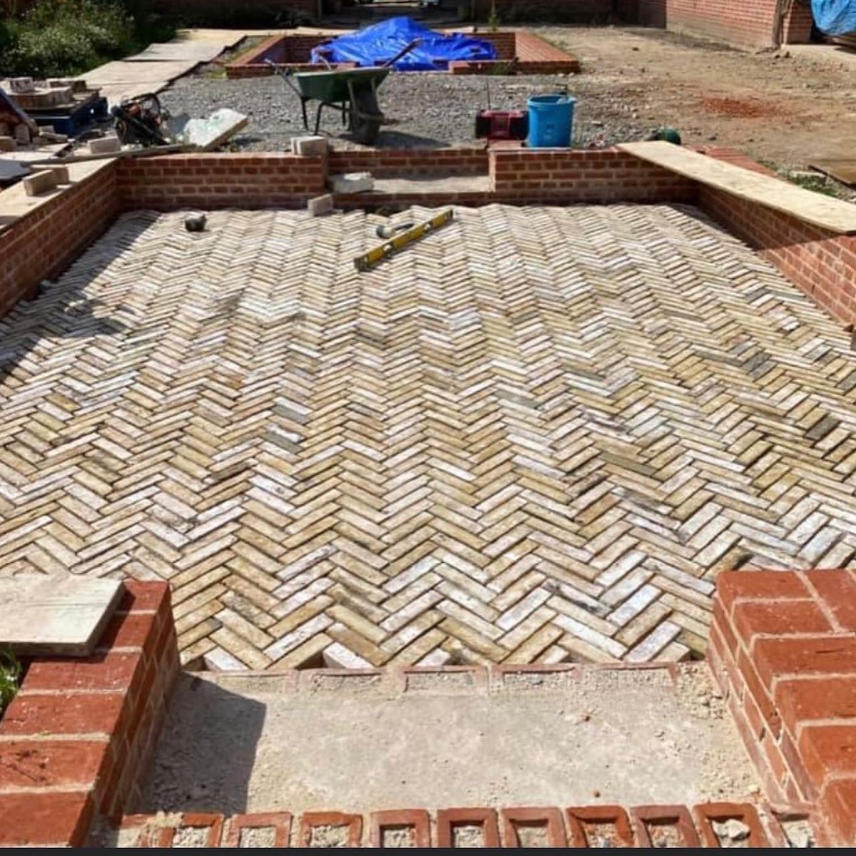 MonkPlantHire's tweet photo. A little bit of patience required by our Groundworkers on this paving job! #MPHGroup #attentiontodetail https://t.co/oQ8G8m6x2v