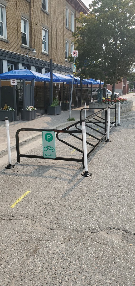 marisaleight's tweet photo. Hey #Sudbury! Check out the new #bicycleparking stations just installed today! These will be installed seasonally in the Downtown each year going forward 🚲 @GreaterSudbury https://t.co/fMjn5xXpLa