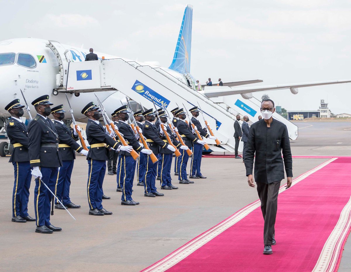 Stephanie Nyombayire tweet media