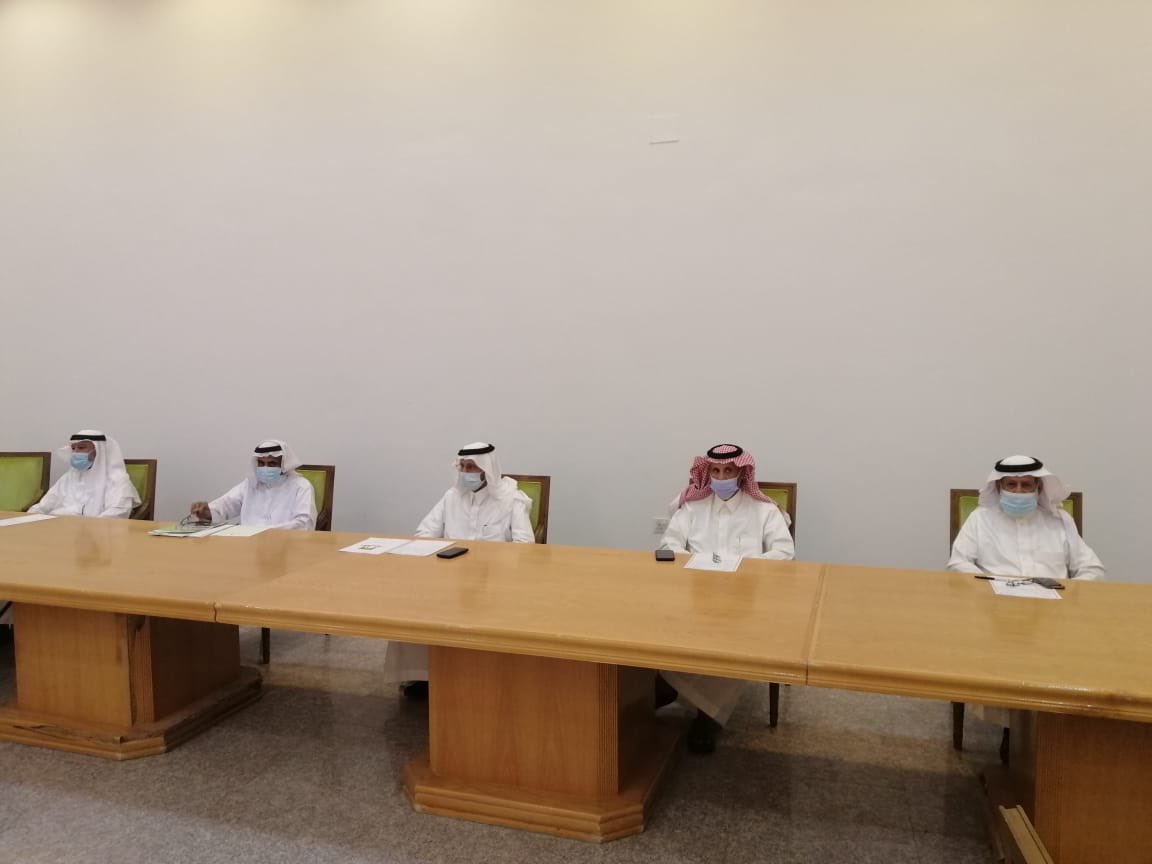 بلدي نجران يعقد جلسته ال ( ٦٩ ) ويناقش التقرير الربع السنوي الثاني لأمانة منطقة نجران للعام المالي ٢٠٢١م. وكذلك مناقشة الأضرار الناتجة من  الأمطار التي هطلت مؤخراً على مدينة نجران .