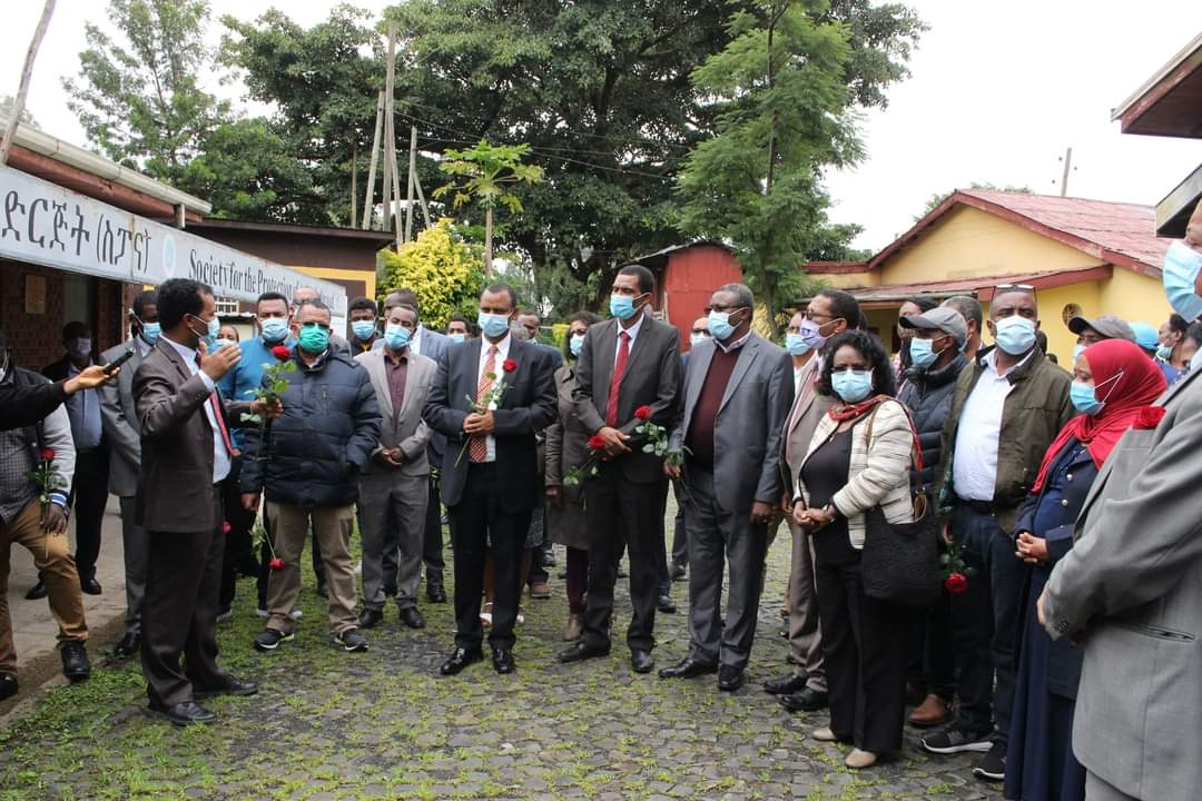 የምርምር ዩኒቨርስቲዎች የእቅድ ግምገማ በወቅታዊ አገራዊ ጉዳይ ላይ የአቋም መግለጫ  በማውጣትና ችግኝ በመትከል  ተጠናቀቀ ፡፡
moshe.gov.et/viewNews/323