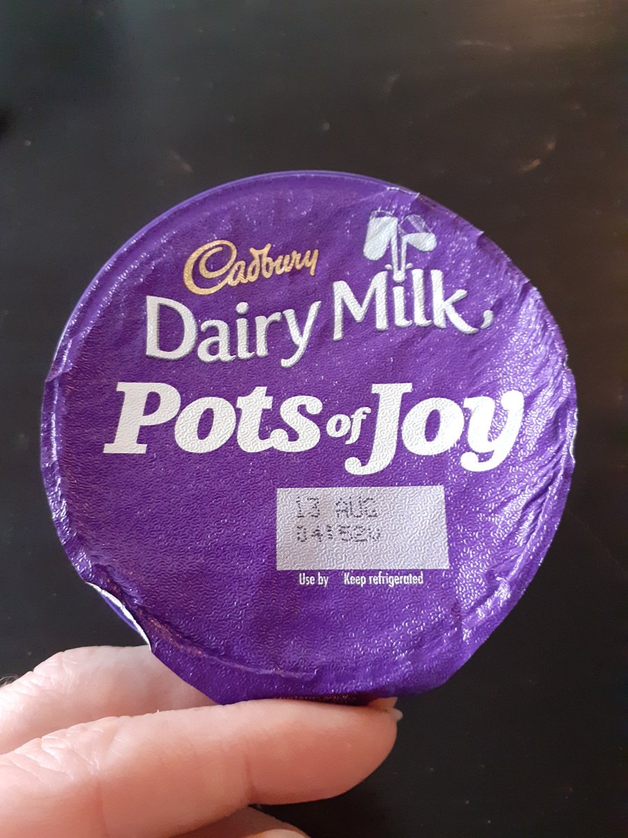 a_neasa's tweet photo. Not sure about the portions of these #PotsOfJoy @CadburyIreland. They taste great but the packaging implies there is a lot more 'joy' in the pot than there actually is. 🤔 https://t.co/uke3EoMrKK