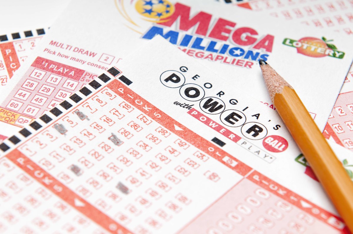 Here’s how much 2021 winners of Mega Millions and Powerball have forked over in taxes https://t.co/ViMRNd4aiI #StockMarket https://t.co/nV9OuTxAwe