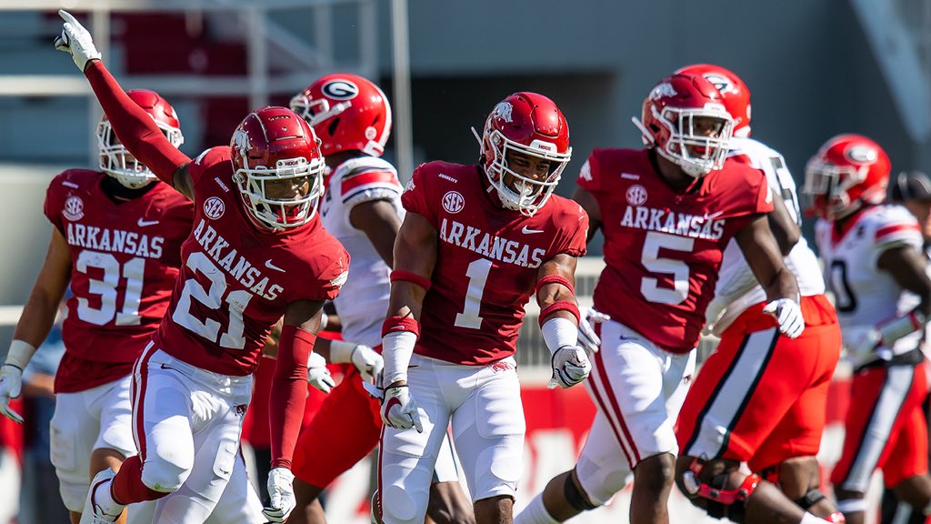 Blessed to announce that I have received an offer from The University of Arkansas 🔴⚪️ #WPS🐗 @CoachCarterArk <a href="/CoachLA73/">Arthur L.A. Ray</a> <a href="/CoachThomas_14/">Coach Marcus Thomas</a>