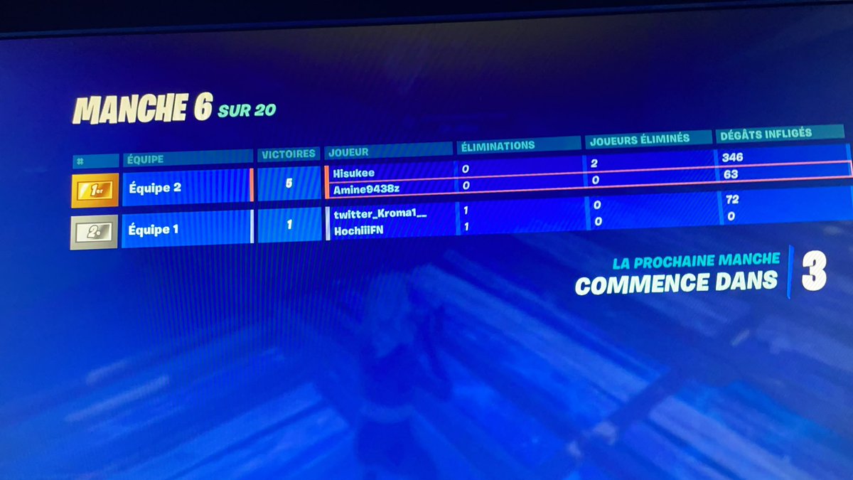 ajjshdebebzks's tweet photo. Gg à @HochiiiX et @KROMA1__   Qui scam 4€ réal + zw 😕 https://t.co/8QldSZKWcK