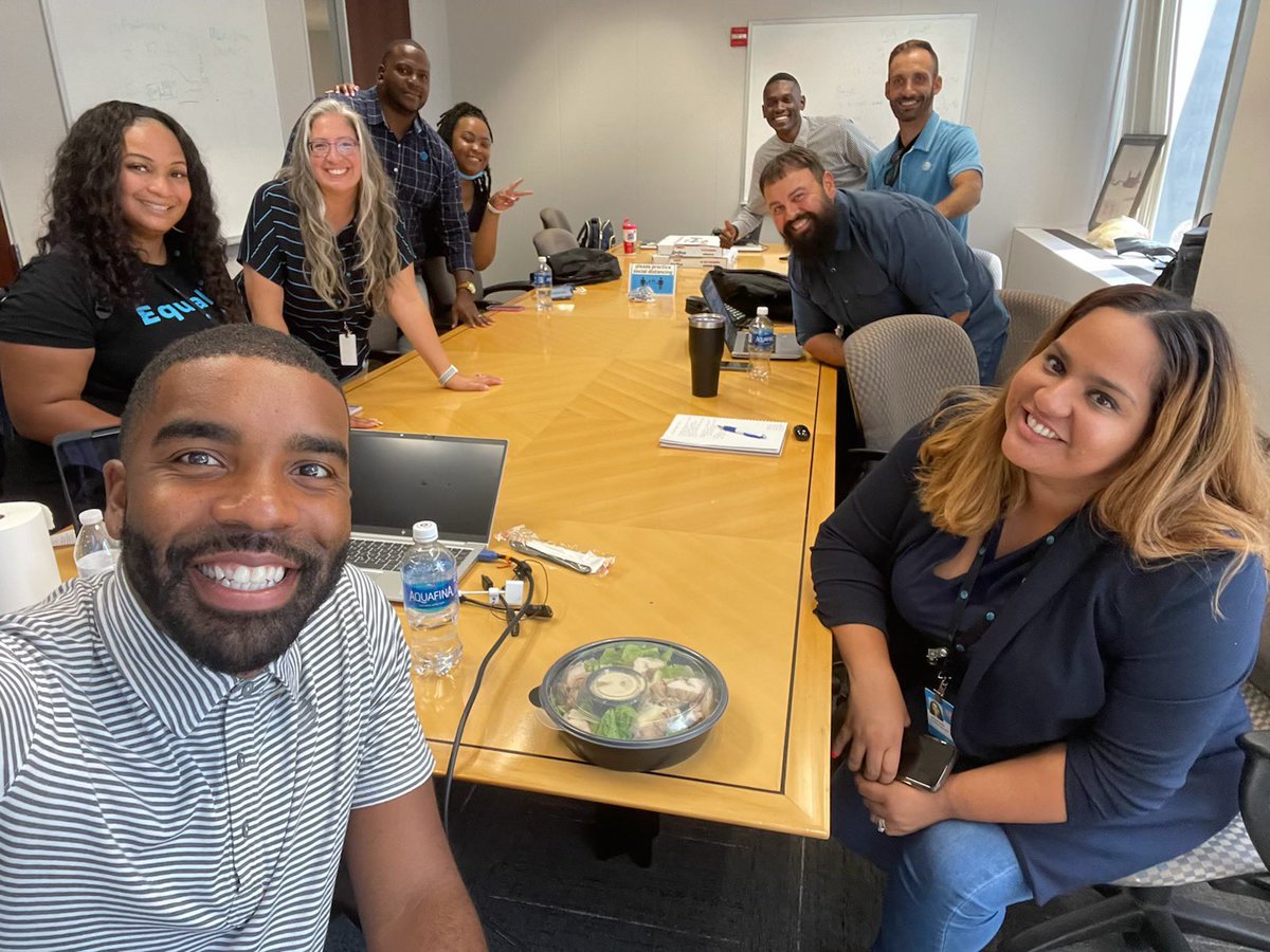 Andrea Davis tweet media