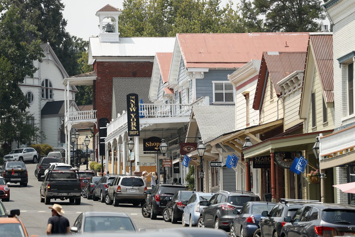 sfchronicle's tweet photo. In some areas, like the Grass Valley-Nevada City region, the sudden arrival of city-dwellers has jacked up home prices and squeezed the housing market: https://t.co/ACZE5K0vHO https://t.co/MQbK2z0LUb