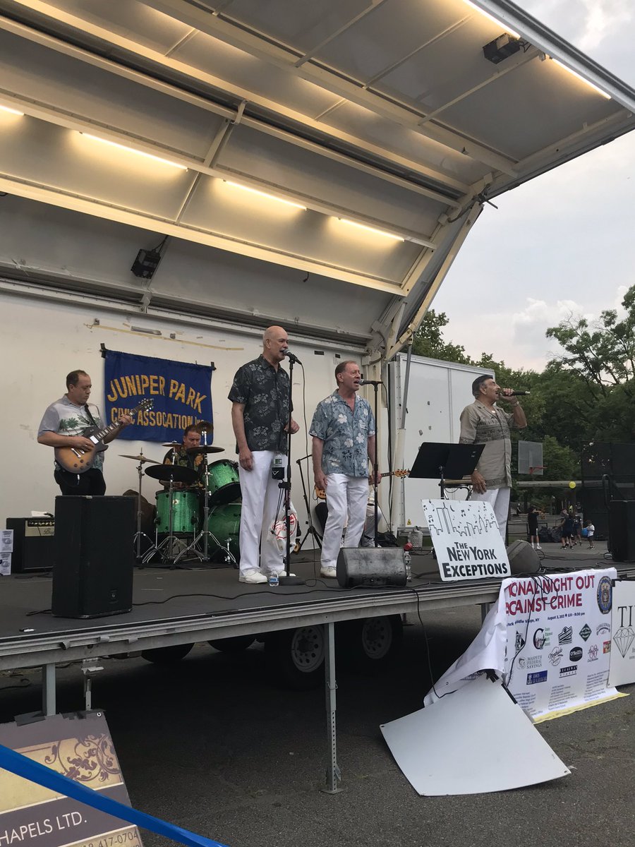 NYPD104Pct's tweet photo. Amazing performances and great live entertainment! #NationalNightOut #104Precinct #104PrecinctCommunityCouncil https://t.co/mTzztCS61y