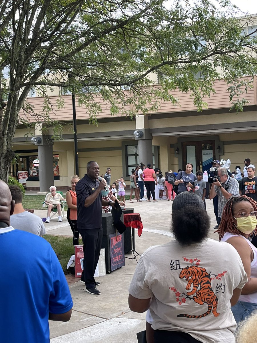 National Night Out! Columbia/Ellicott City. @ATTPortablesEVD <a href="/elthonmunoz/">Elthon Munoz</a>  <a href="/404girl/">Betsy Francis</a> <a href="/JakeAraghi/">Jake Araghi</a> @ATTPortablesBob