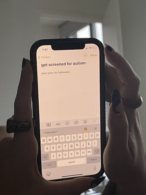 literally crying laughing at my friends notes app rn https://t.co/eX1f89MMLt