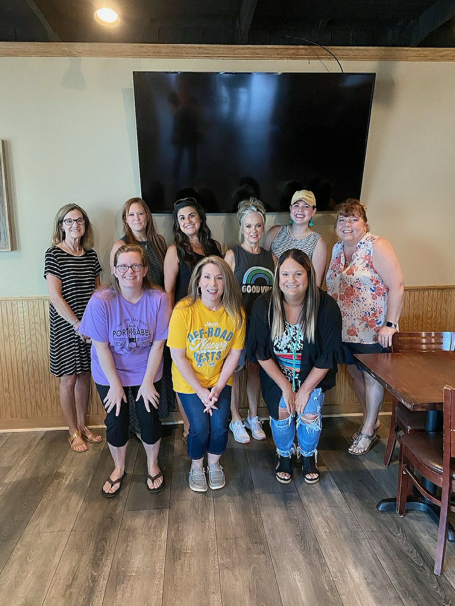CourtChan36's tweet photo. The  Kindergarten Team at Lamar Elementary met for lunch today! We are excited to get this year started. We missed Ramiro Saldaña, @KaylynLammons @LCotton13 @jrwredraider. #mwisdmatters #lamarelementary #kinderrocks 
@AshleyMallory20 @tam_billye @KFowler1001 https://t.co/zhT03nE2N7