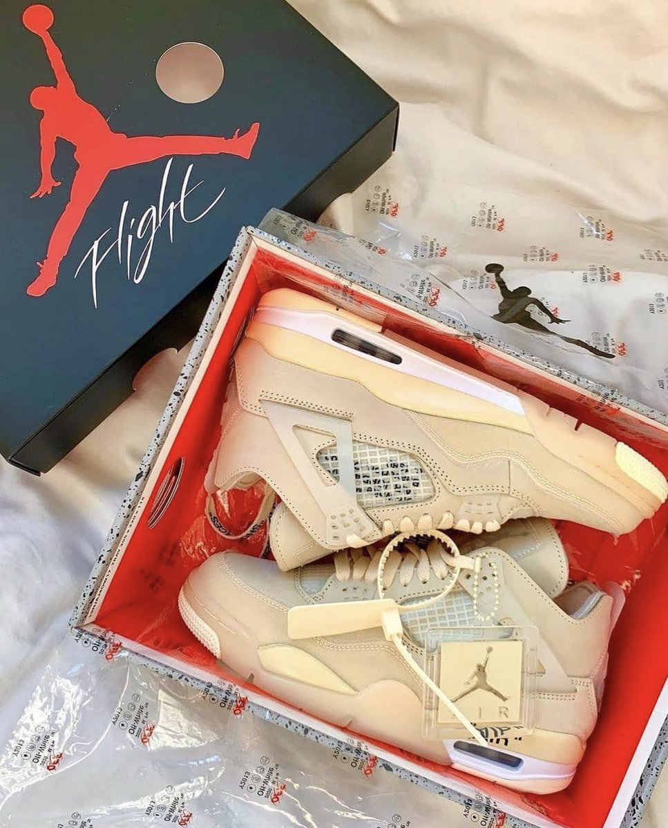 Air Jordan 4 « Retro Off-White Sail »