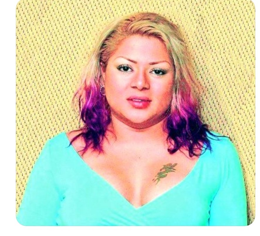4ndres3scobar1's tweet photo. Dizque la mamá de @Marbelle30  pasó de tener cuerpo de nevera a cuerpo de ataúd. Esos genes no se cocinaron bien ni en #MasterChefCelebritycolombia #MasterChefCelebrity #MasterChef https://t.co/TFjR5ZqO9l