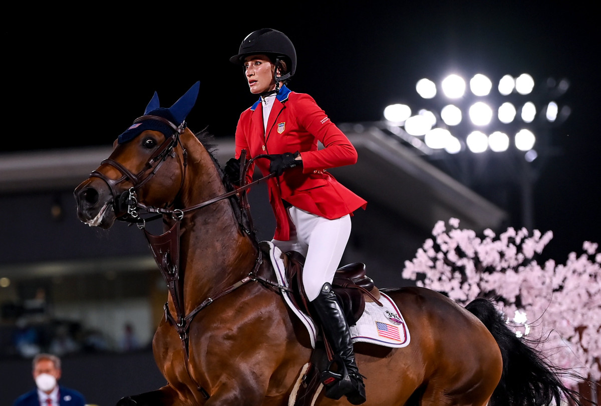 Jessica Springsteen off to tough start at Olympics