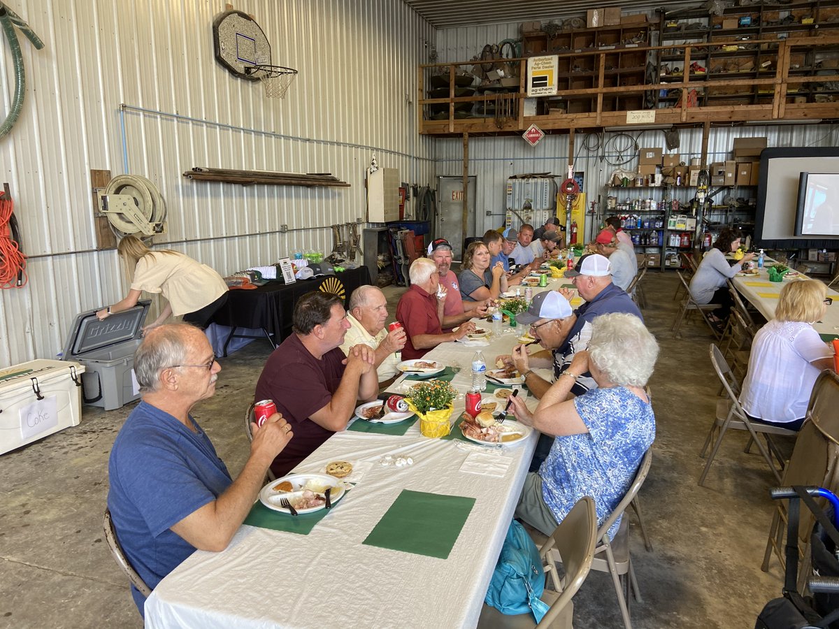 KeystoneCoop's tweet photo. Many thanks to everyone who joined us in Danville for our Customer Appreciation Day. We value your support and business! 🌽🌱 https://t.co/wSHsecE75N