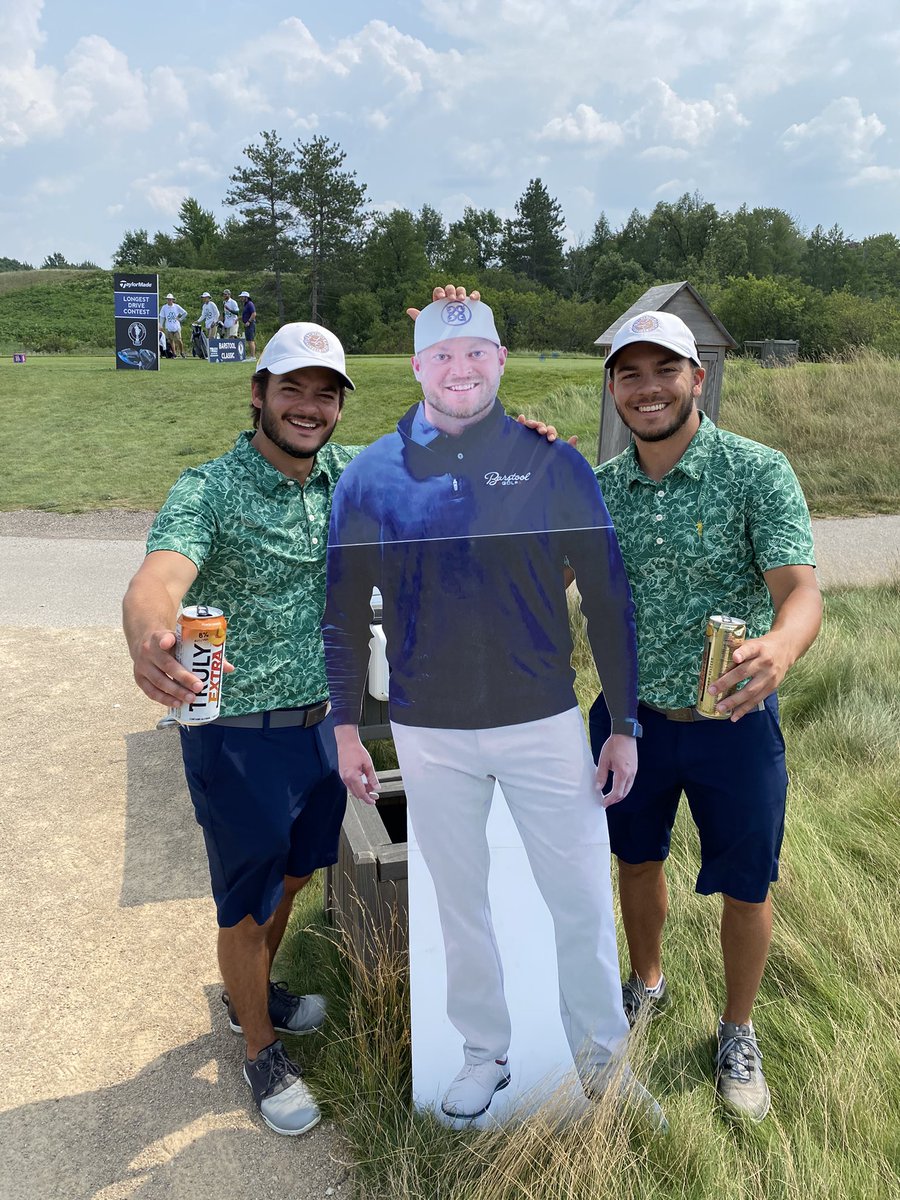 ryanRschultz's tweet photo. @BarstoolClassic https://t.co/yjsXTMR99w